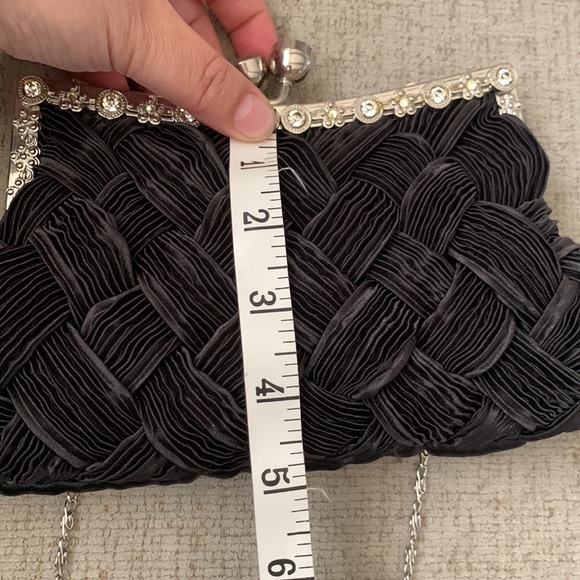 Black evening bag/ clutch  with chain strap - Picture 9 of 9